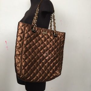 gold coast sierra quilted leather shopper metallic